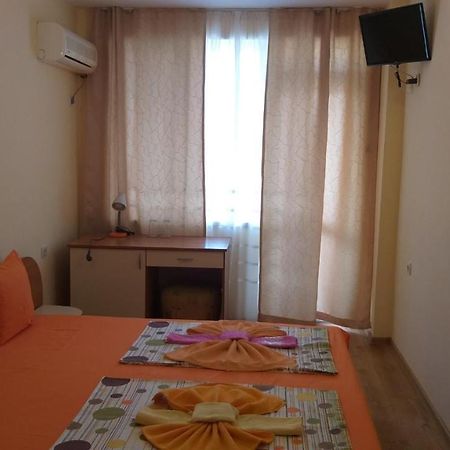 Ivanovi Guest House Primorsko Zewnętrze zdjęcie