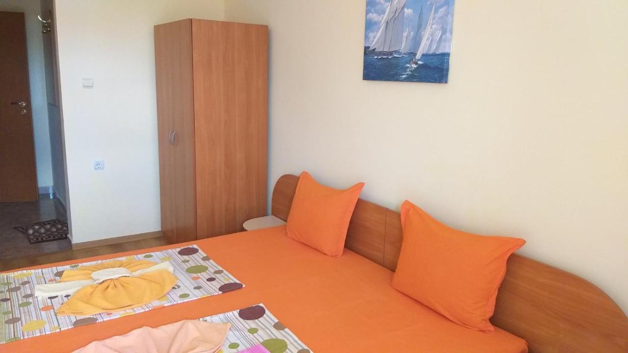 Ivanovi Guest House Primorsko Zewnętrze zdjęcie